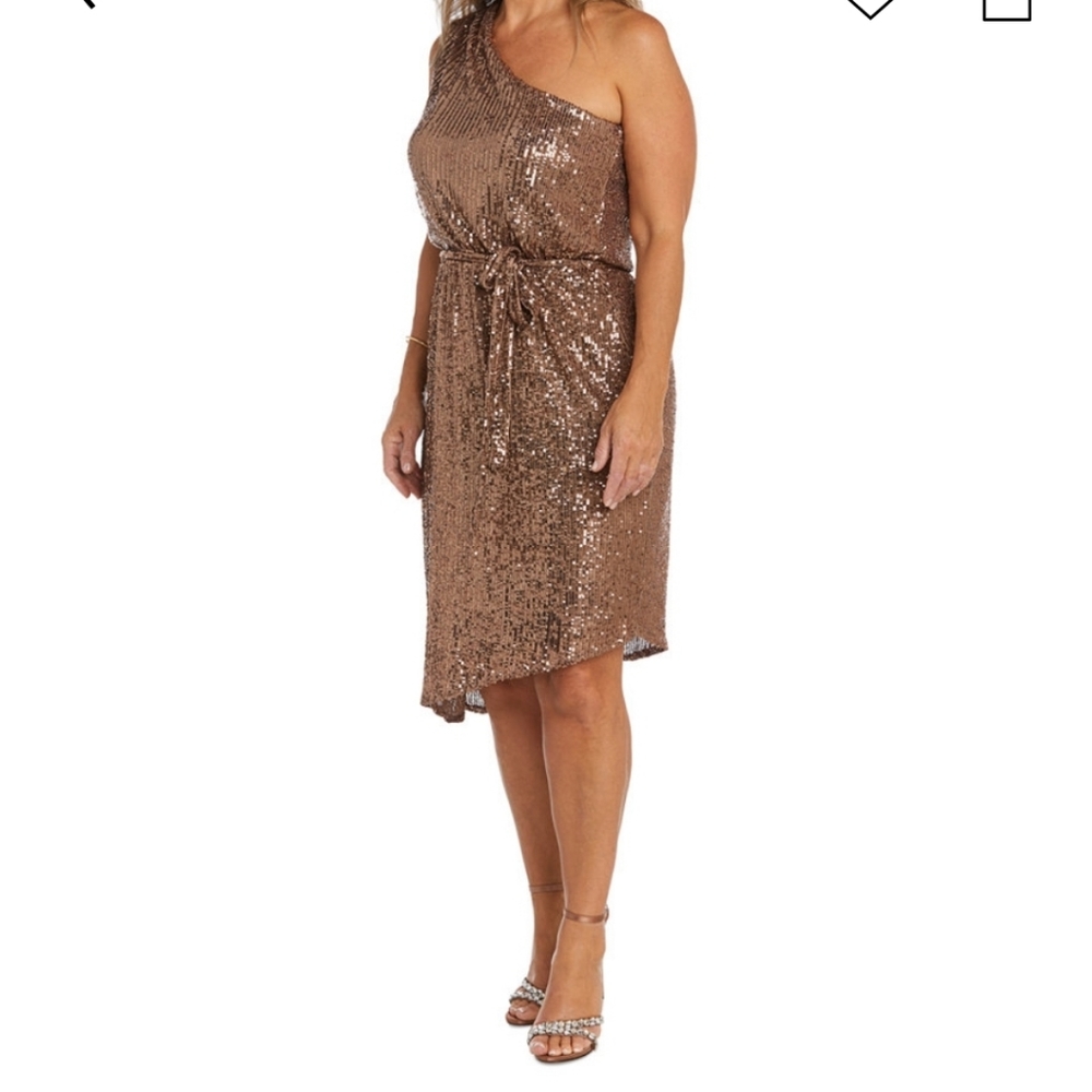 One shoulder sequined dress